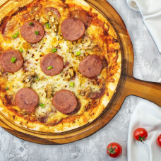 牛肉片核桃披萨 / Beef Pepperoni Walnuts Pizza 牛肉片核桃披萨 / Beef Pepperoni Walnuts Pizza