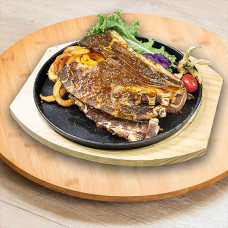 黑胡椒羊扒 / Black Pepper Lamb Chop 黑胡椒羊扒 / Black Pepper Lamb Chop